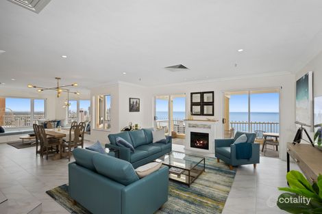 Property photo of 127/129 Surf Parade Broadbeach QLD 4218