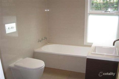 Property photo of 10 Sumner Avenue Northcote VIC 3070