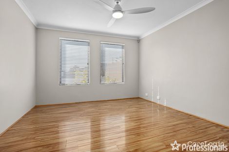 Property photo of 112 Aurora Drive Atwell WA 6164