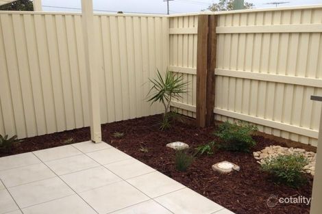 Property photo of 2/166 South Street Centenary Heights QLD 4350