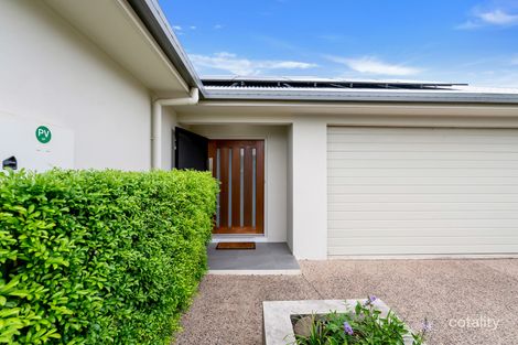 Property photo of 17 Rossmann Road Smithfield QLD 4878