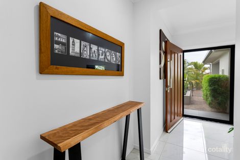 Property photo of 17 Rossmann Road Smithfield QLD 4878