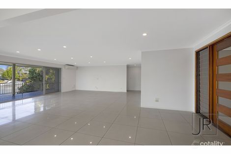 Property photo of 10 Binda Place Bundall QLD 4217