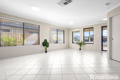 Property photo of 112 Aurora Drive Atwell WA 6164