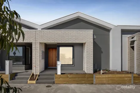 41 VILANA DR, SUNBURY, VIC 3429