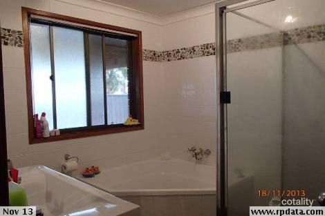 Property photo of 21 Essendene Gardens Mallabula NSW 2319