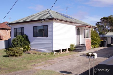 Property photo of 9 Piriwal Street Pelican NSW 2281