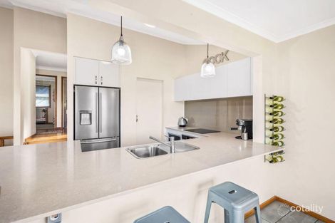 Property photo of 27 Alhambra Avenue Macquarie Hills NSW 2285