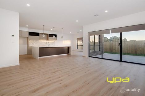 Property photo of 40 Straw Flower Circuit Greenvale VIC 3059