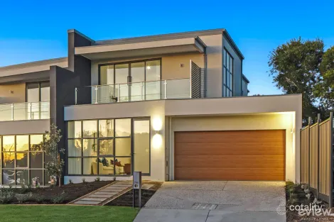 11A FULTON AVE, MORNINGTON, VIC 3931