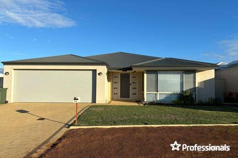 94 Barrett Dr, Wandina, WA 6530