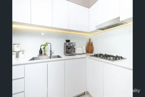 Property photo of 2022/123 Cavendish Road Coorparoo QLD 4151