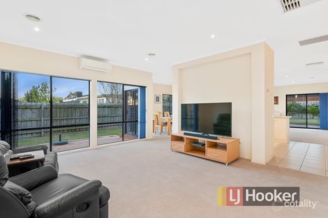 Property photo of 4 Park City Drive Lynbrook VIC 3975