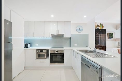 Property photo of 2/16 Lavarack Road Mermaid Beach QLD 4218