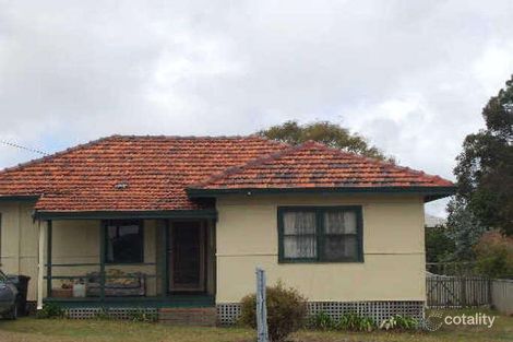 34 Broughton St, Orana, WA 6330