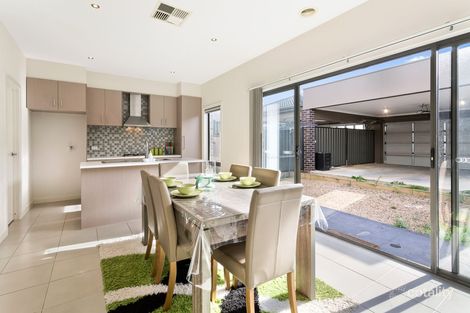 Property photo of 22/4 Delany Lane Craigieburn VIC 3064