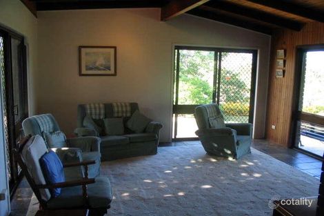 Property photo of 202 Browns Lane Farnborough QLD 4703