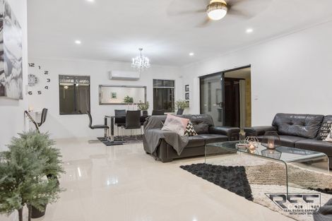 Property photo of 24 Narran Street Hilbert WA 6112