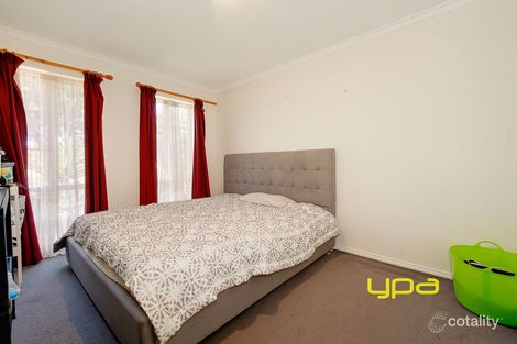 Property photo of 44 Klippel Way Caroline Springs VIC 3023