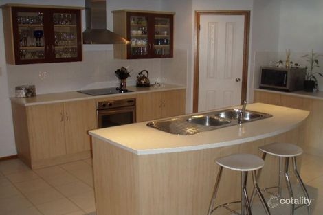 Property photo of 10 Jacaranda Street Murray Bridge SA 5253