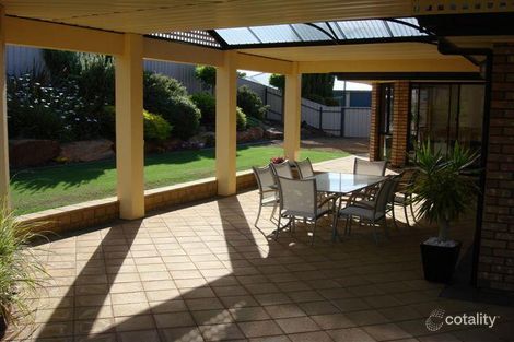 Property photo of 10 Jacaranda Street Murray Bridge SA 5253