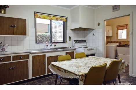Property photo of 21 Addison Avenue Marden SA 5070