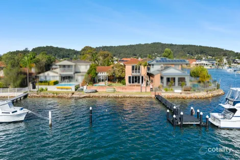 98 Helmsman Bvd, St Huberts Island, NSW 2257