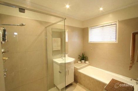 Property photo of 32 Lenore Crescent Springwood QLD 4127