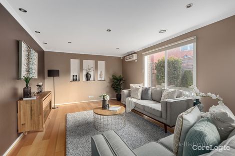 Property photo of 402 Waverley Road Mount Waverley VIC 3149