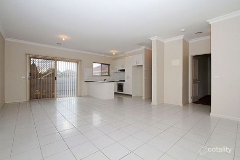 Property photo of 2/121 Hickford Street Reservoir VIC 3073