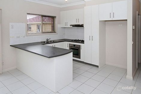 Property photo of 2/121 Hickford Street Reservoir VIC 3073