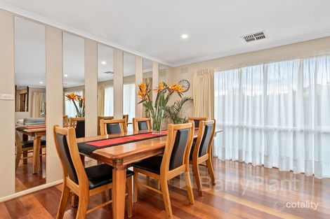 Property photo of 6 Ballard Close Wantirna VIC 3152