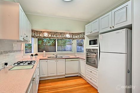 Property photo of 4 Farm Close Greensborough VIC 3088