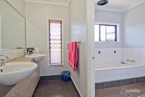 Property photo of 4 Arkendeith Drive Edmonton QLD 4869