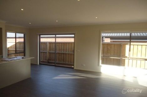Property photo of 14 Bonang Drive Doreen VIC 3754