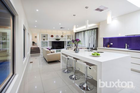 Property photo of 10 Wheatley Road Bentleigh VIC 3204