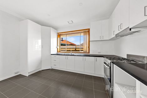 Property photo of 1/52 Disraeli Street St Albans VIC 3021