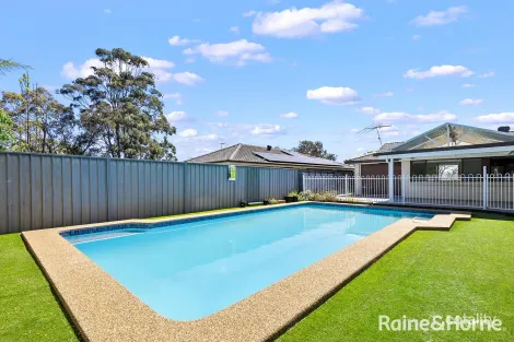 Property photo of 17 Athel Tree Crescent Bradbury NSW 2560