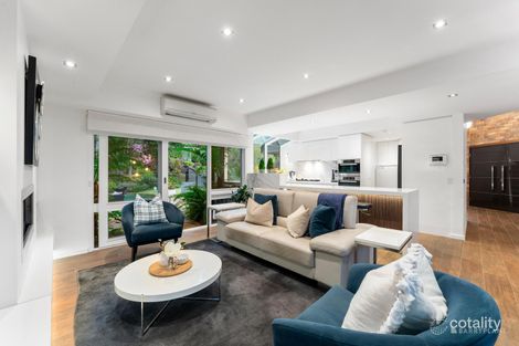Property photo of 27-29 Ennismore Crescent Park Orchards VIC 3114