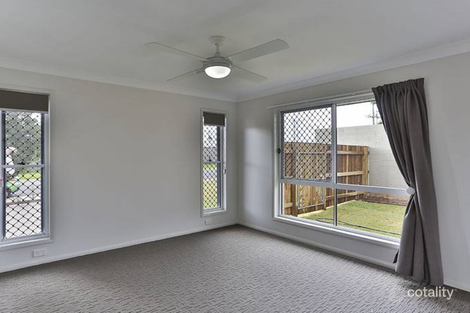Property photo of 1/4 Highgrove Drive Highfields QLD 4352