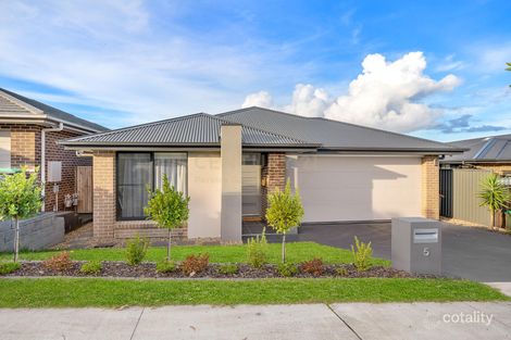 5 Genner St, Oran Park, NSW 2570