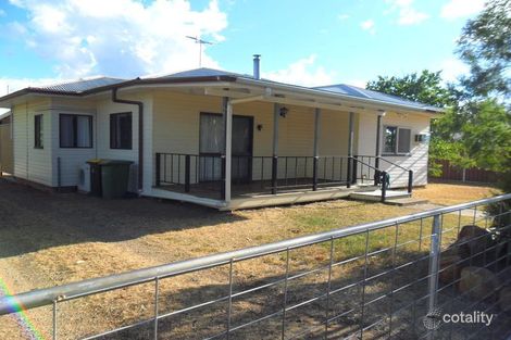 60 Marian St, Miles, QLD 4415