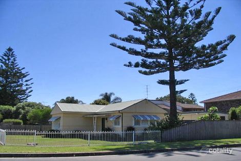 24 Pur Pur Ave, Lake Illawarra, NSW 2528