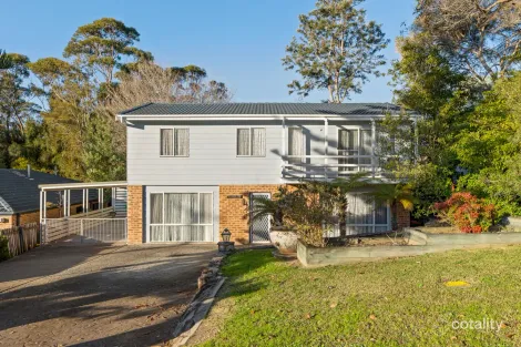 28 Manly St, Tuross Head, NSW 2537