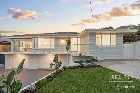 Property photo of 47 Edmondson Crescent Karrinyup WA 6018