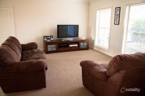 Property photo of 7 Hopbush Crescent Griffith NSW 2680