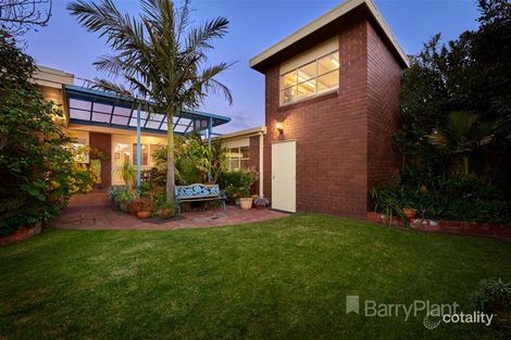 Property photo of 10 Currawong Street Keysborough VIC 3173