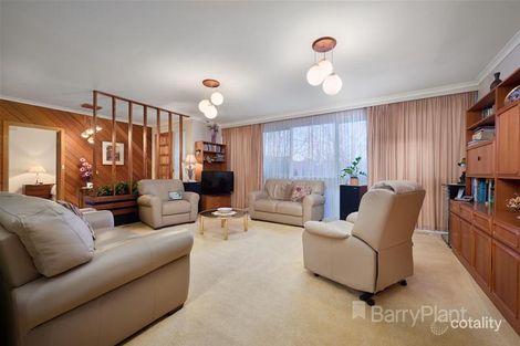 Property photo of 10 Currawong Street Keysborough VIC 3173