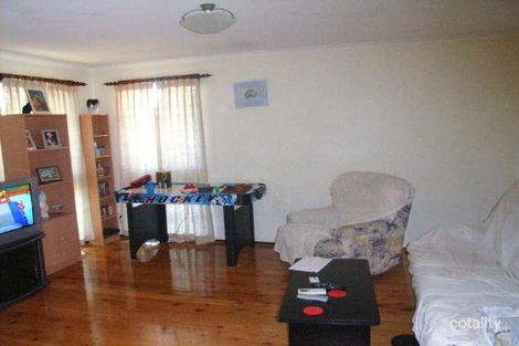 Property photo of 40 Caulfield Crescent St Johns Park NSW 2176