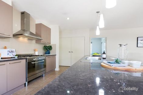 Property photo of 3 Bluff Court Glenroy NSW 2640